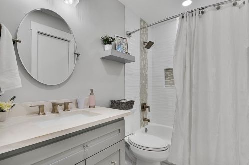 2207 Laurel Hill Dr, Humble TX 77339-3165 exterior