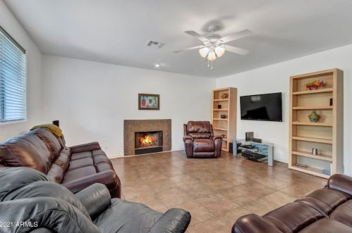 4402 Linda Ln, Chandler AZ 85226-5852 exterior