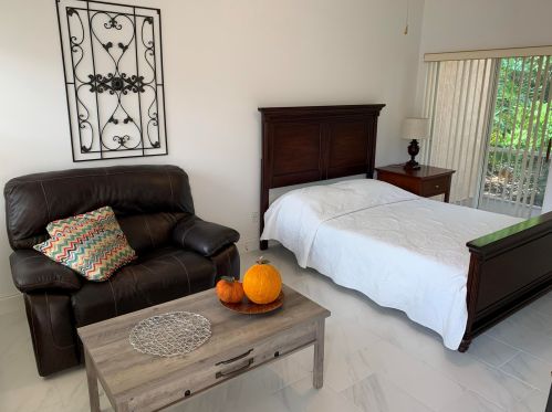 10057 Perfect Dr, Fort Pierce FL  34986-3062 exterior