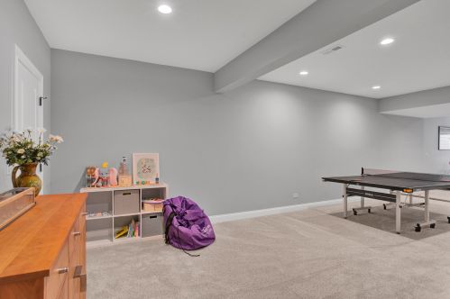 292 Fremont Ave, Elmhurst IL 60126-2200 exterior