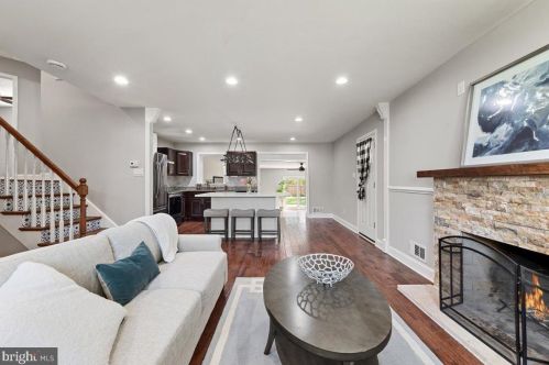 7819 Ashton St, Alexandria VA  22309-1338 exterior