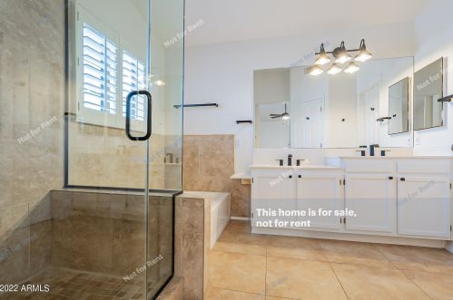 17033 45th St, Phoenix AZ 85050-8561 exterior