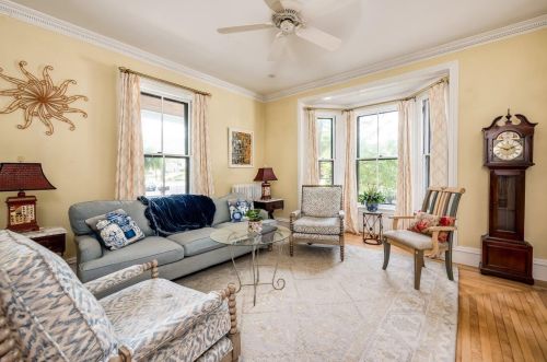 34 Cushing St, Dover NH 03820-3616 exterior