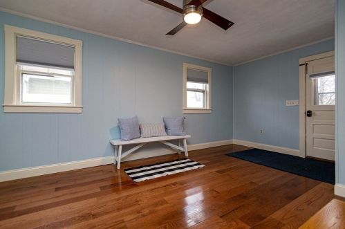 16 Collins St, Danvers MA 01923-2654 exterior