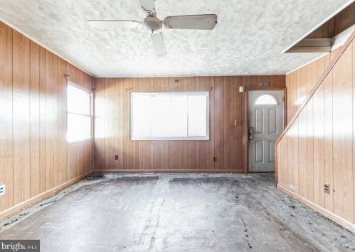 15 Dunmore Ave, Trenton NJ 08618-1937 exterior