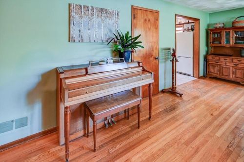 4103 Maher Ave, Madison WI  53716-1637 exterior