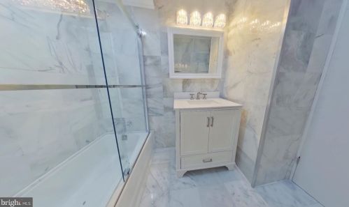 4033 Castor Ave, Philadelphia PA 19134-5528 exterior