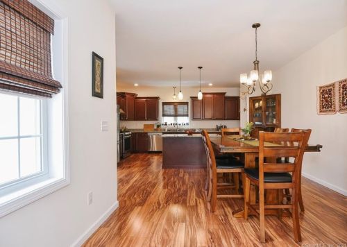 47 Windermere Vlg Rd, Ellington CT exterior