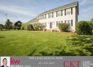 190 Compton View Dr, Middletown, RI 02842-7613