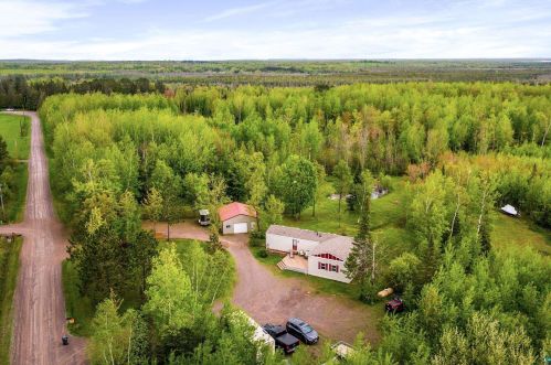 4950 Tomak Rd, Duluth MN 55811 exterior