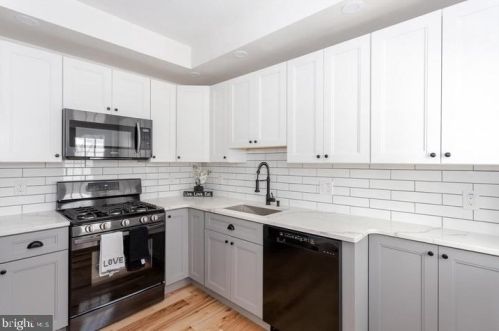 1316 Ellsworth St, Philadelphia PA  19147-4416 exterior