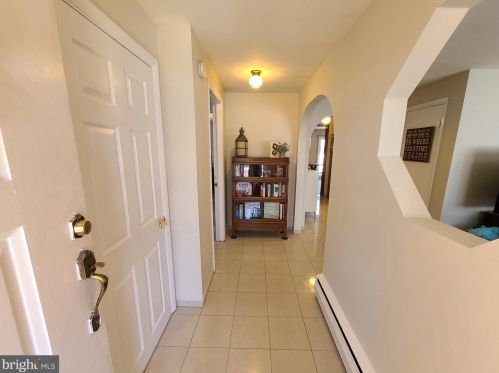 84 Forrest Ave, Runnemede, NJ 08078-1820