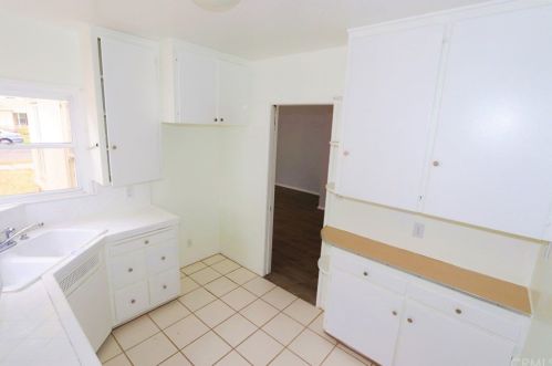 215 Princeton Ave, Fullerton CA 92831-3818 exterior