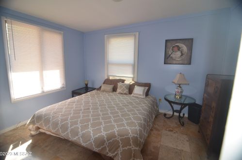 10700 Tanque Verde Rd, Tucson AZ 85749-9611 exterior