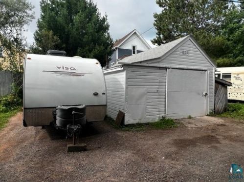 610 27th Ave, Duluth MN 55806-1457 exterior