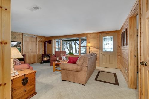 20947 Elkview Cir, Richmond MN 56368-7300 exterior