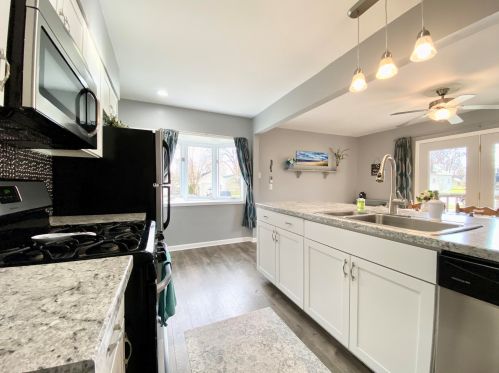 2069 Collingwood Ave, Wyoming MI exterior