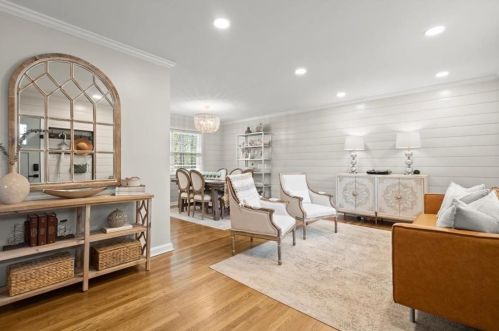 2122 Belvedere Dr, Atlanta GA  30318-1704 exterior