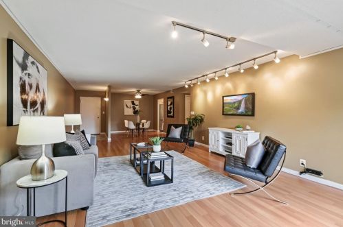 7721 Tremayne Pl, Mc Lean VA  22102-7700 exterior