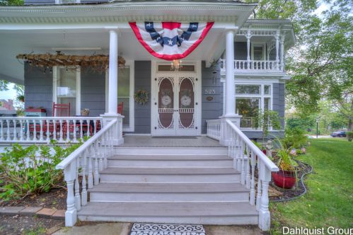 523 Clay Ave, Meskegon MI 49440-1002 exterior