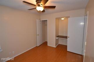 3321 Dolphin Dr, Austin TX  78704-6053 exterior