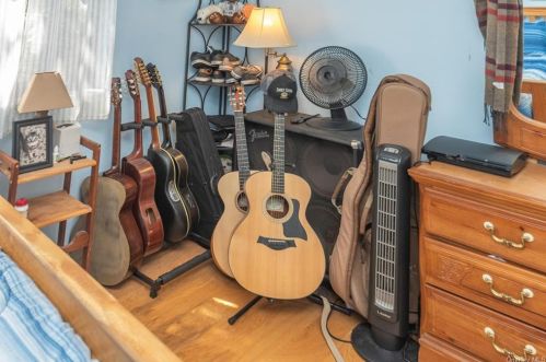 35 Sycamore Dr, Middletown NY 10940-5406 exterior