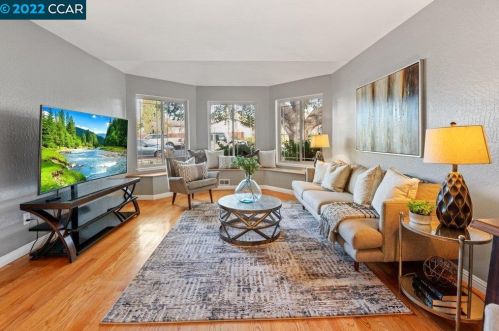 5374 Laurel Dr, Concord, CA 94521-1517