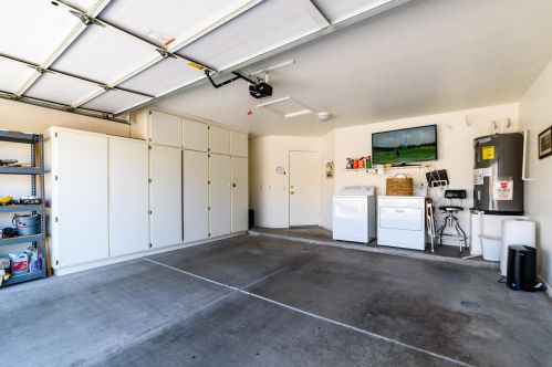 1863 Peach Tree Dr, Chandler AZ 85249-8917 exterior