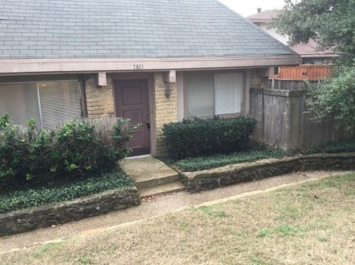 2613 Amherst Ct, Irving TX  75038-5635 exterior