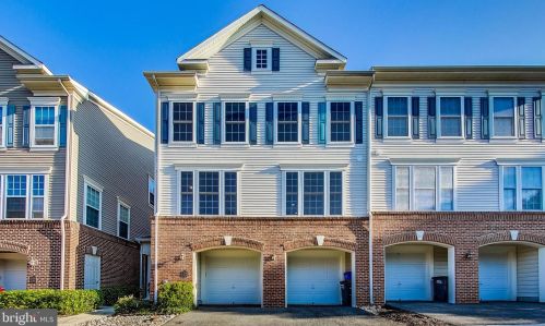 3528 Huntley Manor Ln, Alexandria, VA 22306-5116