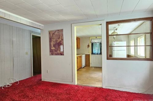 3 Arnold Ln, Killingly CT 06241-1515 exterior