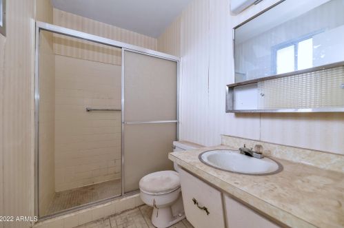 11250 33rd Ave, Phoenix AZ 85051-0631 exterior