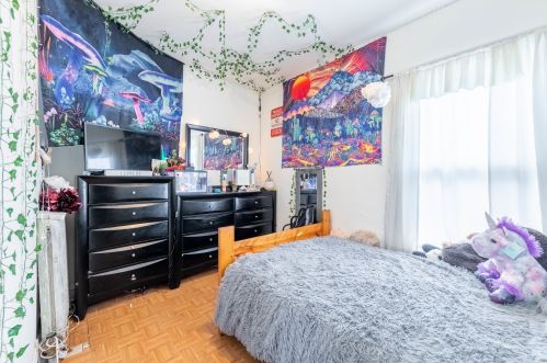 5833 Whipple St, Chicago IL 60659-3708 exterior