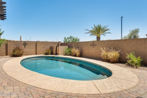 139 Desert Broom Dr, Chandler AZ 85286 exterior