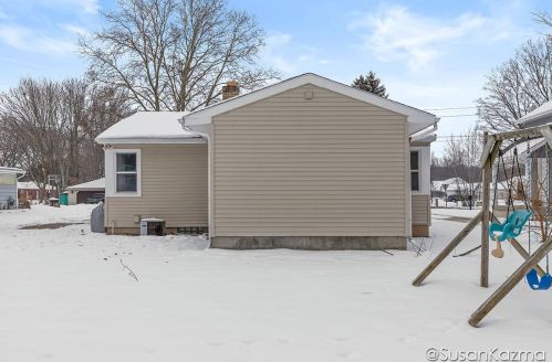 3145 10 St, Grand Rapids MI 49504-3978 exterior