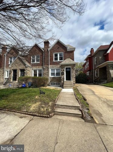 7261 Limekiln Pike, Philadelphia PA 19138-1333 exterior