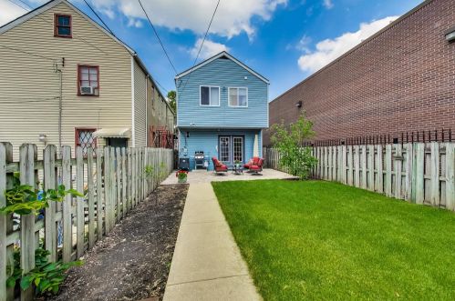 1719 17th St, Chicago IL  60608-1909 exterior