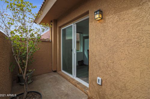 409 Blackhawk Dr, Phoenix AZ 85027-3710 exterior