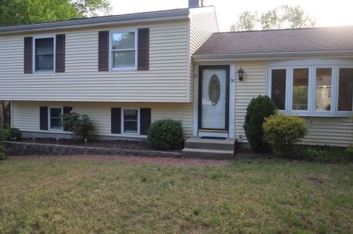 50 Tamarack Dr, Springfield MA 01129-1930 exterior