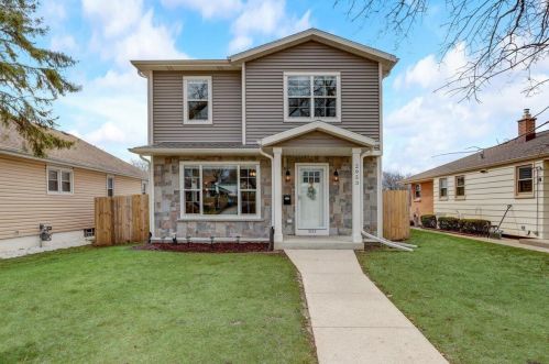 2953 95th St, Milwaukee WI  53227-3613 exterior