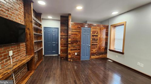 1912 19th St, Philadelphia PA  19145-2812 exterior