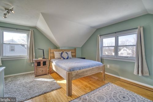 2109 Belle View Blvd, Alexandria VA 22307-1327 exterior