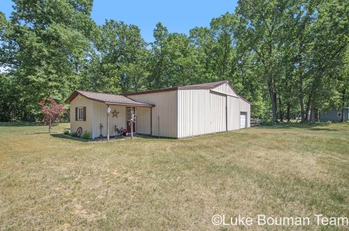 1771 51 St, Fennville MI 49408-9568 exterior