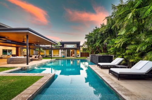 4528 Kahala Ave, Honolulu HI  96816-4927 exterior