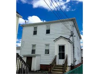 26 Shaws Ln, Bristol, RI 02809-3365