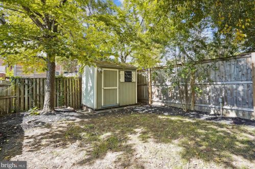 917 Columbus St, Alexandria VA 22314-1611 exterior