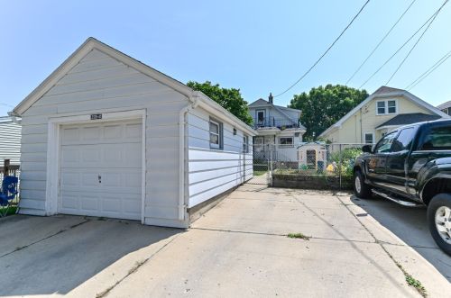 2139 68th St, Milwaukee WI  53213-1905 exterior