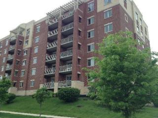 8727 Bryn Mawr Ave, Chicago IL  60631-3689 exterior