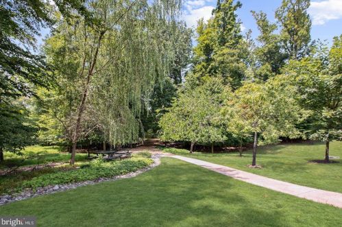 3271 Leisure World Blvd, Silver Spring MD  20906-1759 exterior