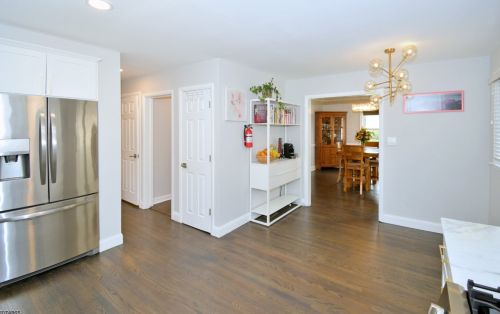 46 Coolidge Rd, Maplewood NJ  07040-1420 exterior